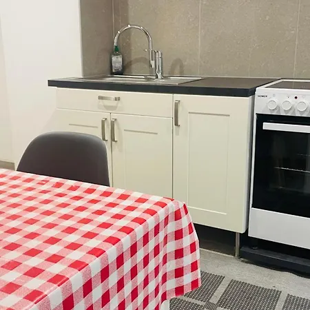 公寓 Bes,, F2 Renove Confort Avec Entree Independante